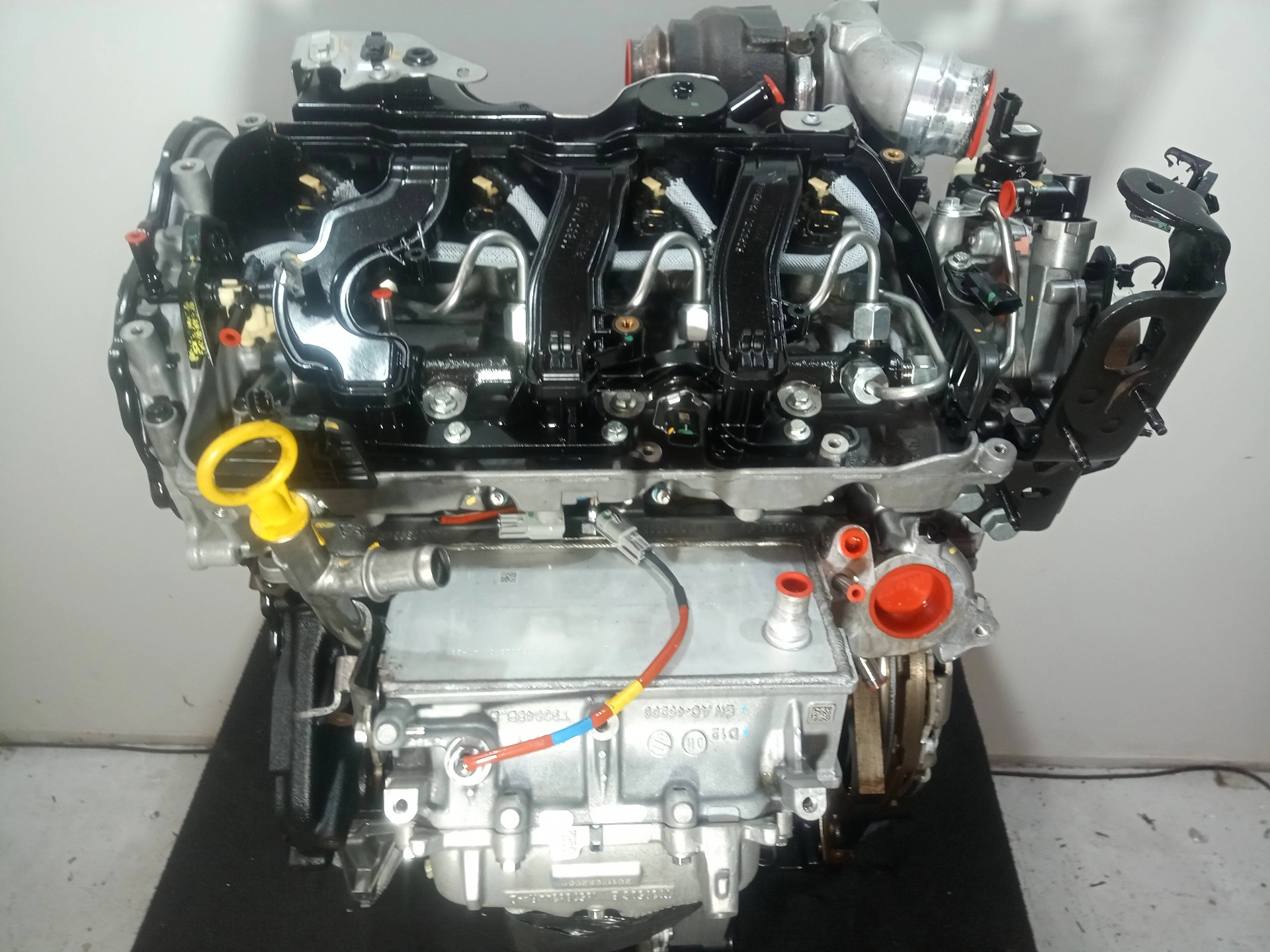 Moteur RENAULT Trafic III 2.0DCI 120 - M9R_710